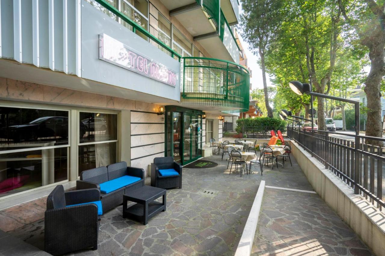 Hotel Mamy Rímini Exterior foto